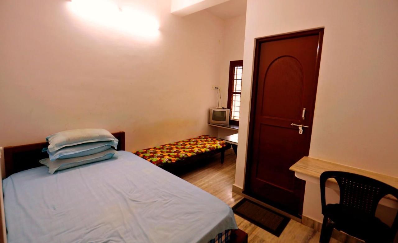 Arackal Tourist Home Tripunithura 外观 照片