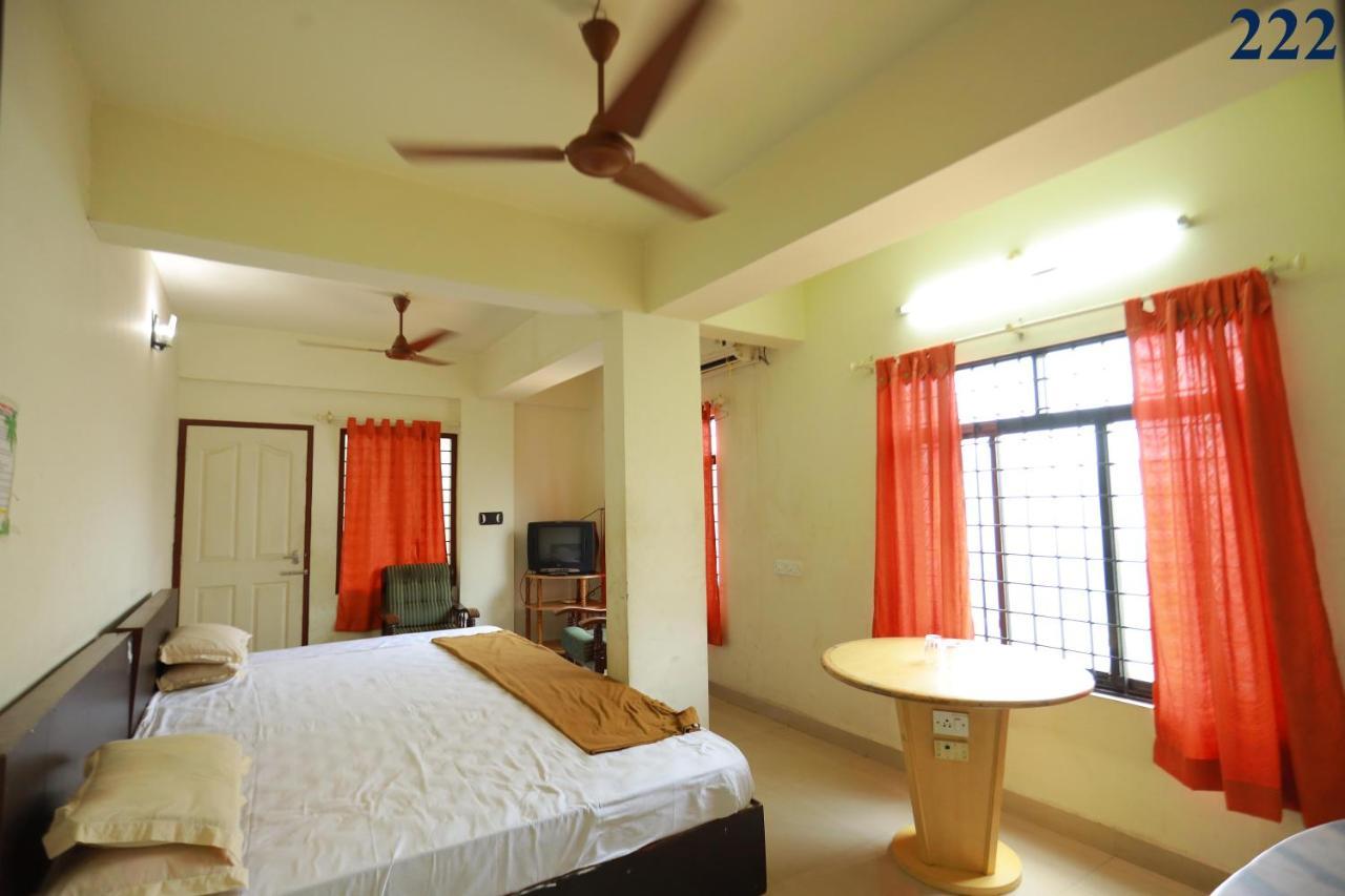 Arackal Tourist Home Tripunithura 外观 照片