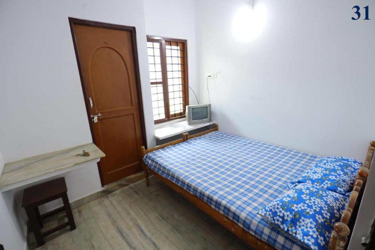Arackal Tourist Home Tripunithura 外观 照片